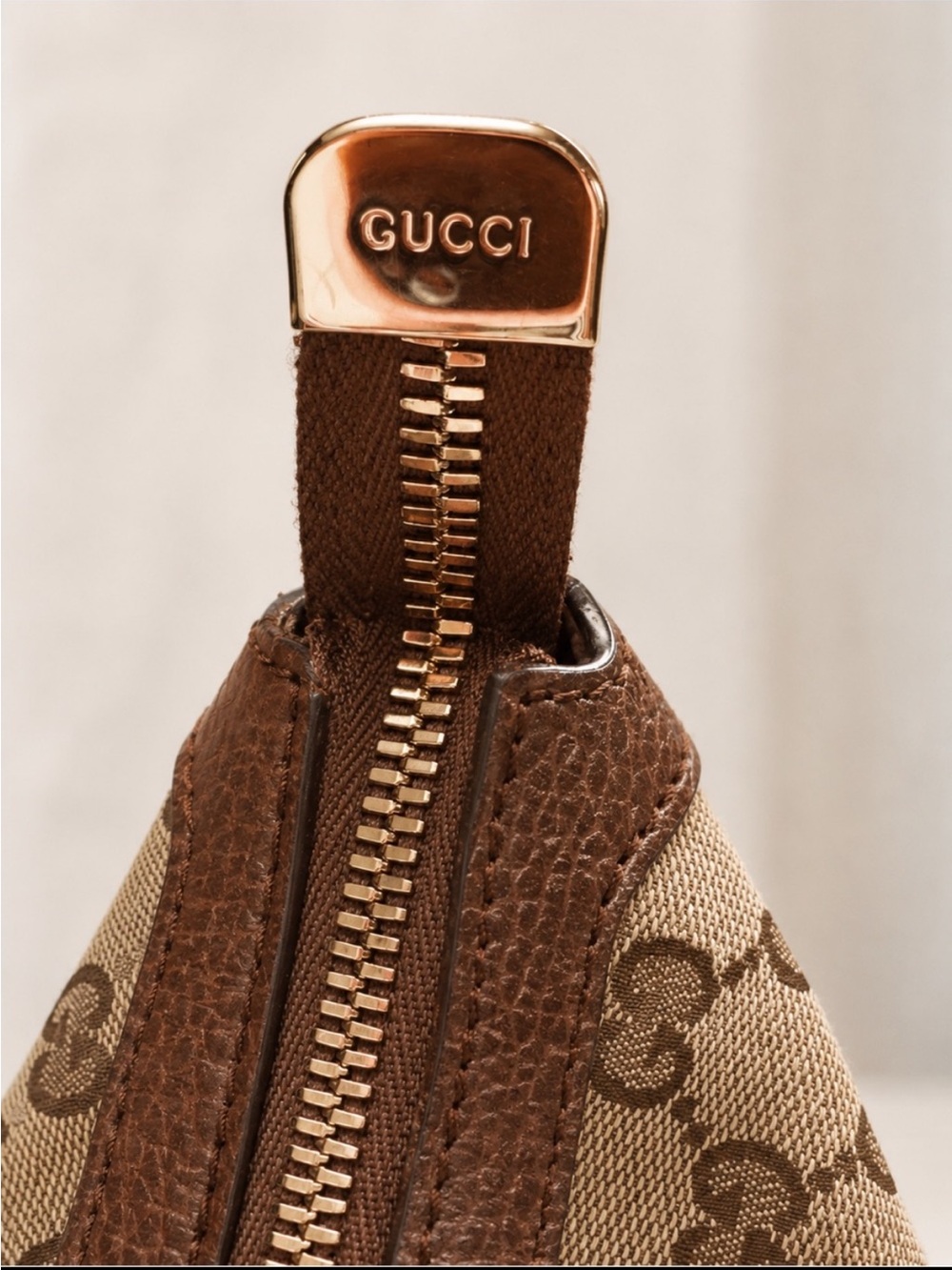 Gucci Original GG Canvas Shoulder Bag & Matching Wallet Set - Picture 13 of 17
